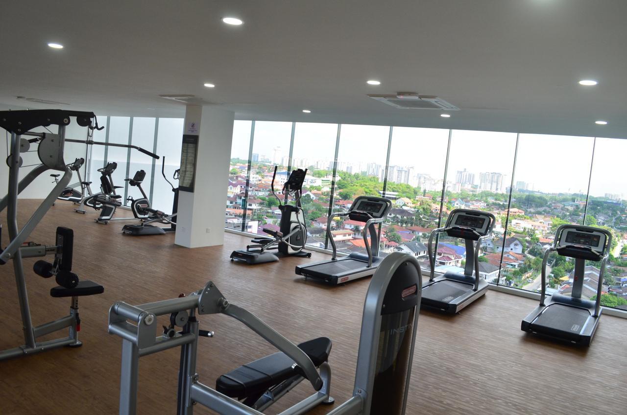 1 Tebrau Suites By Subhome Johor Bahru Esterno foto