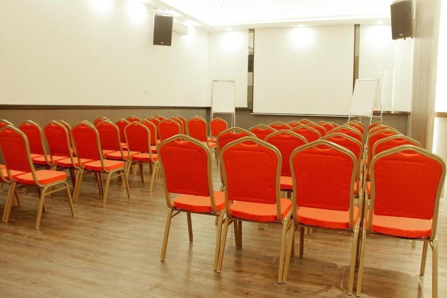1 Tebrau Suites By Subhome Johor Bahru Esterno foto