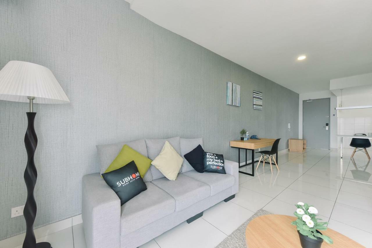1 Tebrau Suites By Subhome Johor Bahru Esterno foto