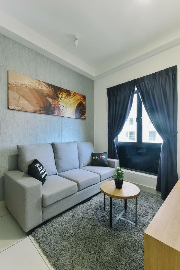 1 Tebrau Suites By Subhome Johor Bahru Esterno foto
