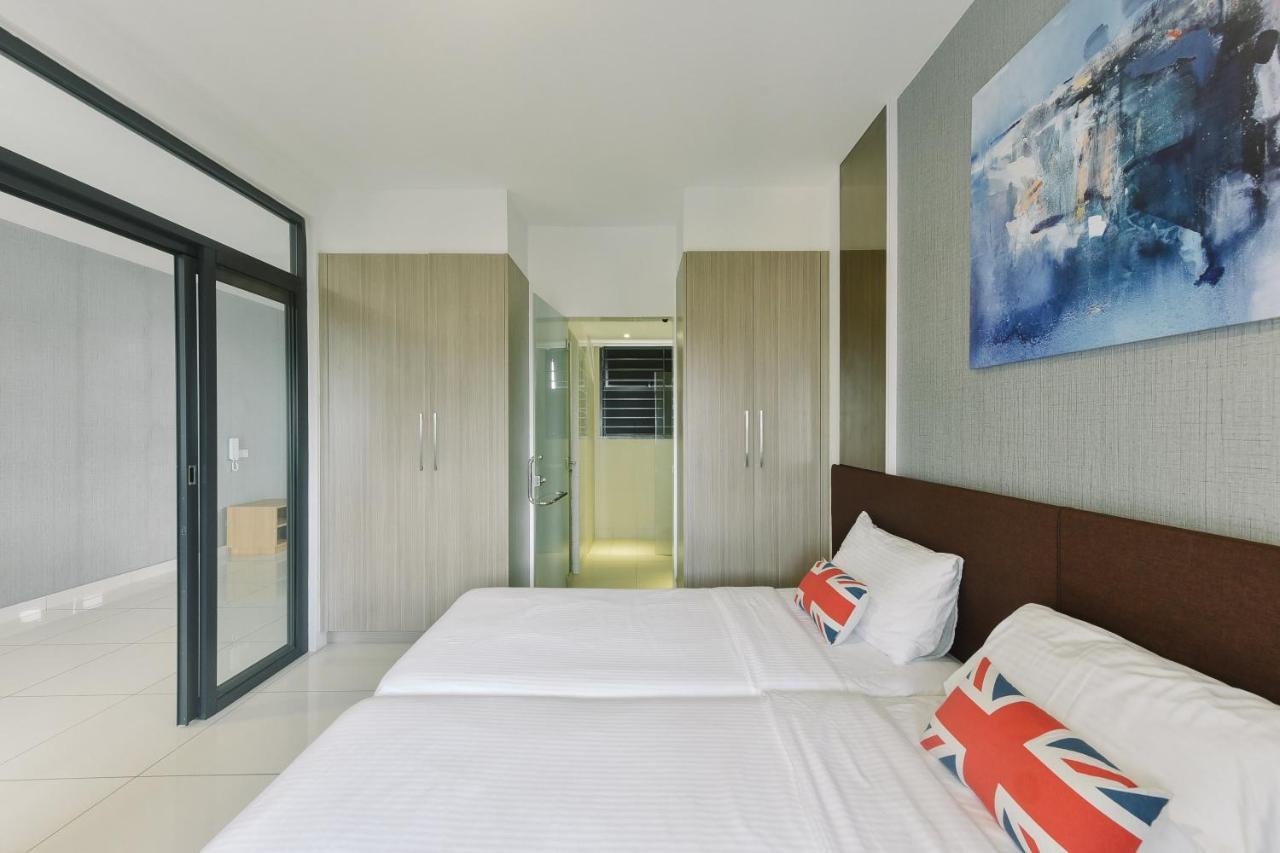 1 Tebrau Suites By Subhome Johor Bahru Esterno foto
